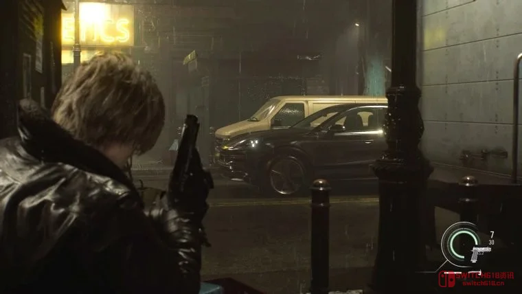 里昂:我射不死我的保时捷?!这细鬼了! 里昂:我射不死我的保时捷?!这细鬼了!