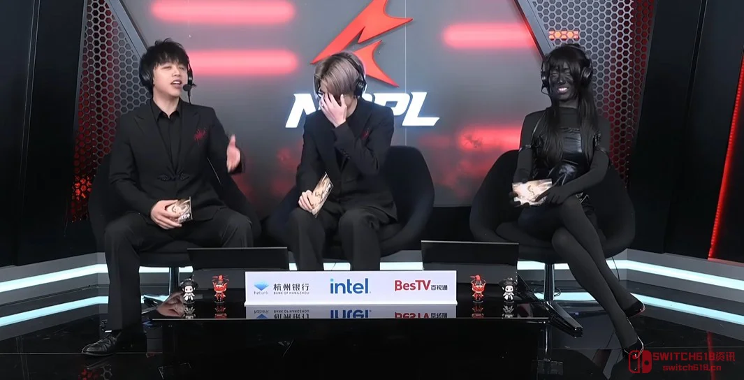 永劫无间女解说被喷穿衣暴露?结果她直接整了个活给自己化了个遗照级妆容... 永劫无间女解说被喷穿衣暴露?结果她直接整了个活给自己化了个遗照级妆容...