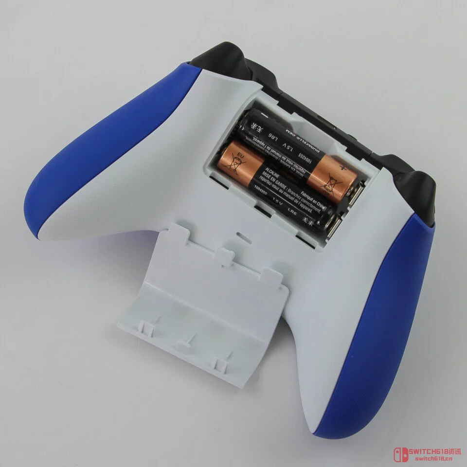 离谱!微软Xbox手柄忘装电池被扒,官方道歉补发充电套装 离谱!微软Xbox手柄忘装电池被扒,官方道歉补发充电套装