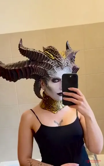 女玩家晒莉莉丝神级Cosplay!暗黑4新资料片日期公布,爷的青春又回来了? 女玩家晒莉莉丝神级Cosplay!暗黑4新资料片日期公布,爷的青春又回来了?