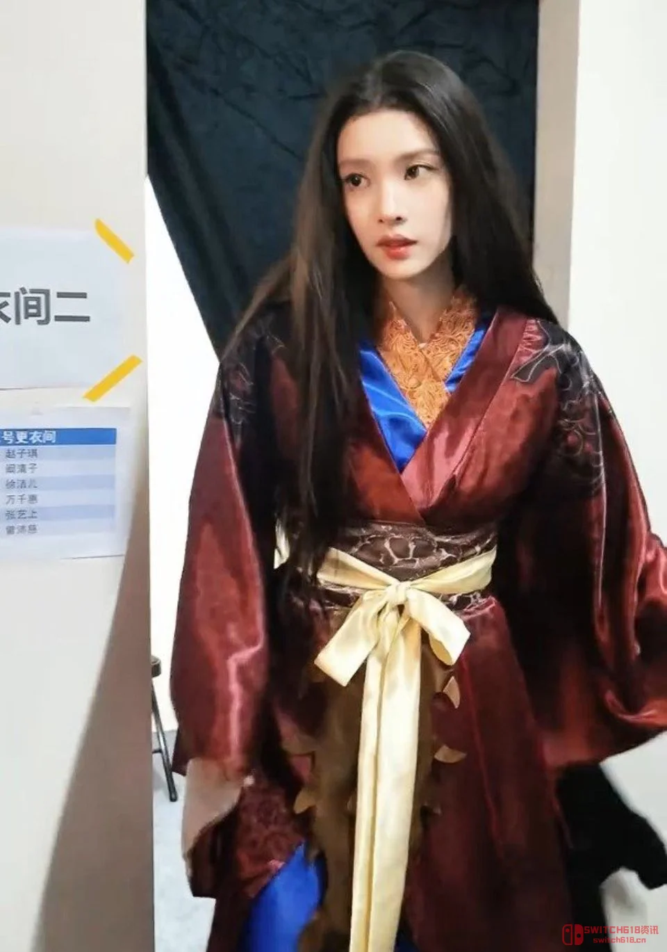 氪金肝了半年,不如看姐姐!《黑神话》亢金星君脸模直接上浪姐舞台炸场 氪金肝了半年,不如看姐姐!《黑神话》亢金星君脸模直接上浪姐舞台炸场