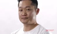 《尼尔》武器设计师首次执导就炸了！《识质存在》2天破百万，这新人导演什么来头？