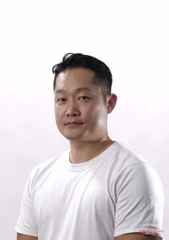 《尼尔》武器设计师首次执导就炸了！《识质存在》2天破百万，这新人导演什么来头？