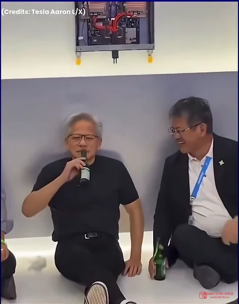 绝了!黄仁勋台北电脑展席地喝啤酒,这波我服 绝了!黄仁勋台北电脑展席地喝啤酒,这波我服